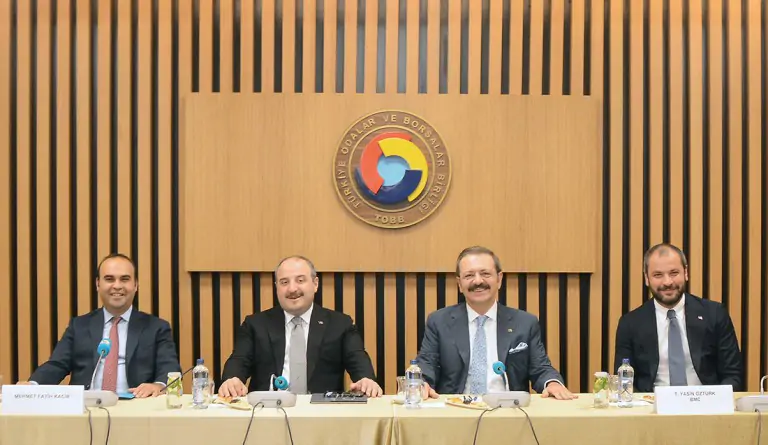 YERLİ OTOMOBİL PROTOTİPİ YIL SONUNDA HALKIN BEĞENİSİNE SUNULACAK